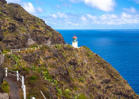 Makapuu Point Lighthouse Trail (Makapu’u) - Aloha Secrets