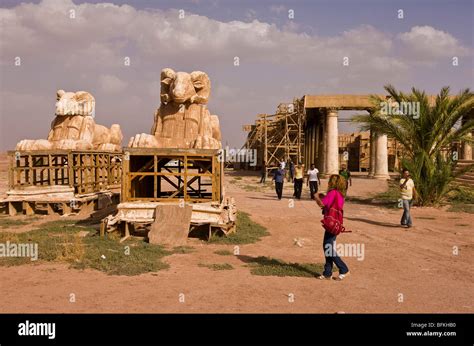 Ouarzazate Morocco Visitors Tour Movie Sets At Atlas Corporation