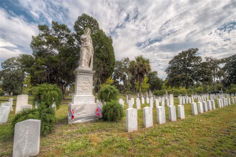 Laurel Grove Cemetery in Savannah Georgia | Savannah's Historic Cemeteries