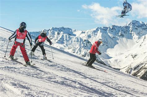 Lezione Privata Di Sci A Bormio Per Tutti I Livelli Freedome