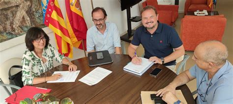 Lajuntament De Silla Signa Un Conveni De Collaboraci Amb El Collegi