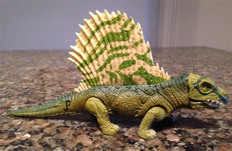 Dimetrodon (Jurassic Park: Dinosaurs by Kenner) | Dinosaur Toy Blog