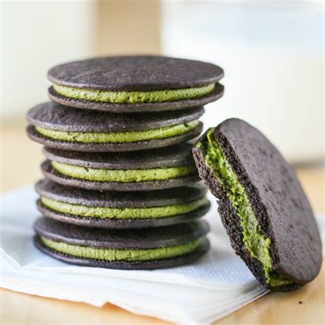 Easy Matcha Oreos A Japanese Take On Americas Favorite Cookie Oreo