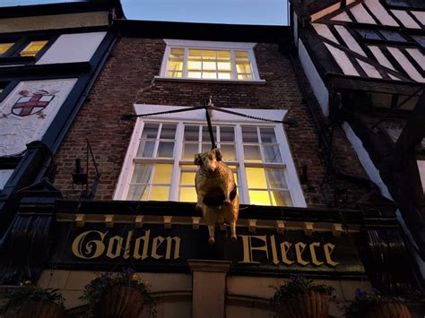 The Golden Fleece York Uk Paranormal Nz