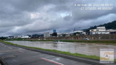 O N Vel Do Rio Itaja Mirim Atingiu O Pico De Metros Em Brusque