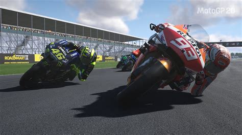 Sirkuit Silverstone Inggris Bukti Kehebatan Valentino Rossi Youtube