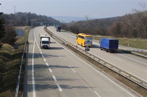 D Lnice D Na Vyso In Z Stane Ve Sm Ru Na Brno Uzav En Do R Na