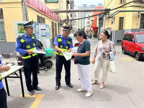 济宁市城市管理局 城管综合执法 执法监察六大队开展城管进社区主题宣传活动