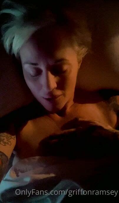 Griffon Ramsey Teasing Her Nipples While Naked On Bed Onlyfans Video Yi