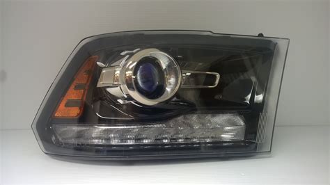 Dodge Ram 1500 Headlight Bulb Replacement