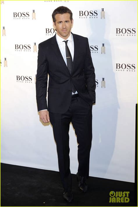 Ryan Reynolds Wears Suit Tie And Sexy Smile For Boss Event Photo