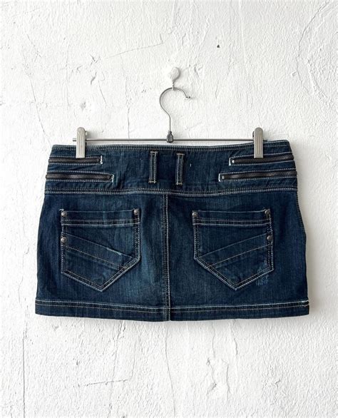 Low Rise Denim Skirt 후루츠패밀리