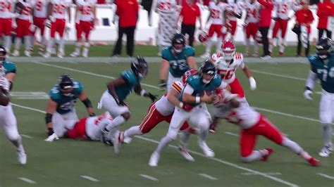 Jack Cochrane Forces Jags Into Turnover On Downs Via Sack Of Lawrence