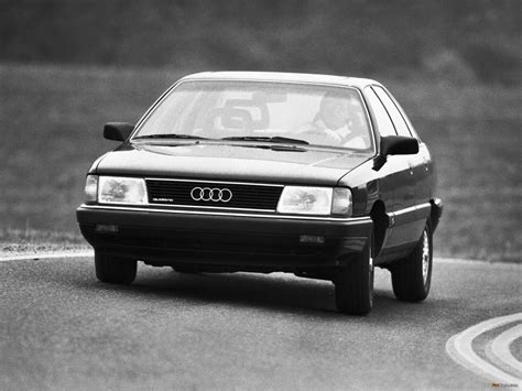 Новая машина Audi 100 - обои для рабочего стола, картинки, фото