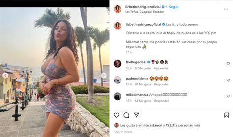 Lizbeth Rodríguez cavorting in a bikini on a yacht PHOTOS