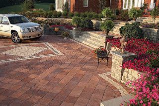 Il Campo Driveway And Front Entrance With Pisa2 Steps And Walls Patio