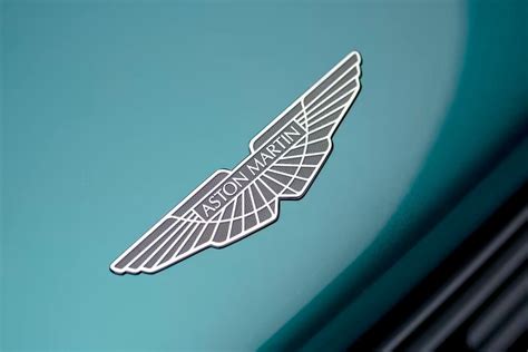 ¿qué Significan Las Alas Del Aston Martin De Fernando Alonso Y Por Qué