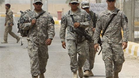 Etats Unis être gay et soldat est enfin possible L Express