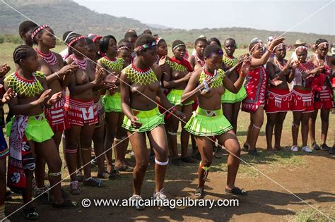 Photos And Pictures Of Zulu Reed Dance At Enyokeni Palace Nongoma South Africa The Africa