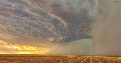 Solve Storm Clouds Over Texas Jigsaw Puzzle Online With 98 Pieces