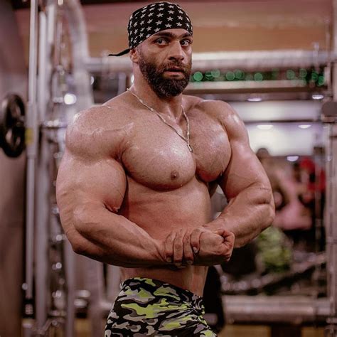 Muscle Lover The World Of Big Muscles Iranian Bodybuilder Hossein