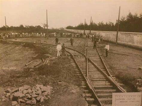 1902 Linha de bonde na avenida Doutor Arnaldo e o muro do cemitério