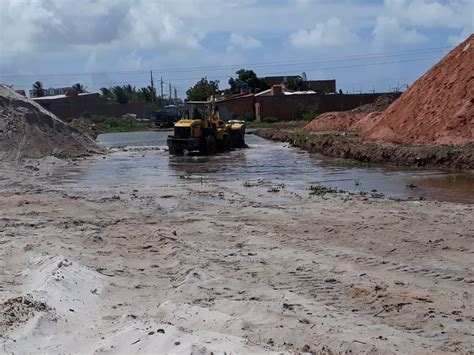 Complementação da infraestrutura do Loteamento Marivan Camel