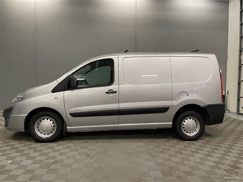 Citroen Jumpy 16 HDi 90 umpi 10 L1H1 Confort SIISTI JA KÄYTÄNNÖLLINEN