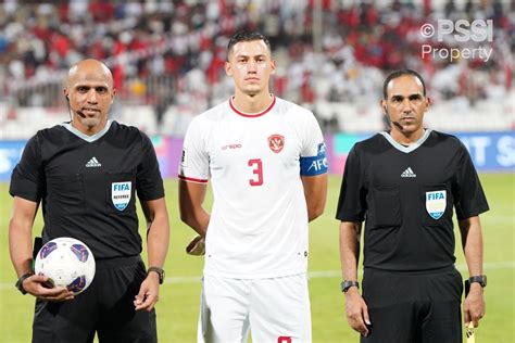 Pandit Vietnam Sentil AFC Soal Kontroversi Wasit Ahmed Al Kaf Di Laga