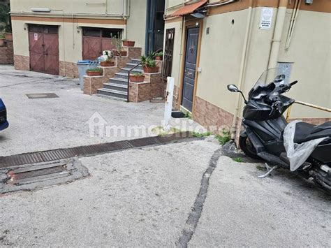 Affitto Appartamento Napoli Bilocale In Via Santa Croce Vecchia Buono