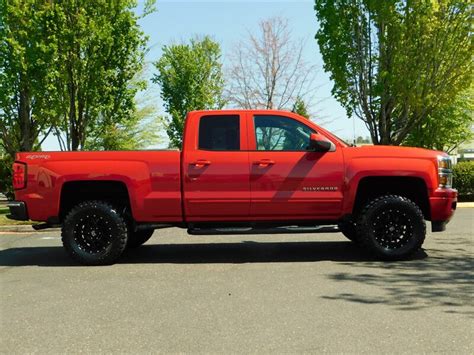 2015 Chevrolet Silverado 1500 Lt 4x4 Double Cab Only 12000 Miles Lifted