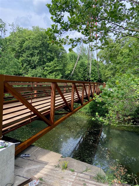 New Pedestrian Bridge Over Ohio-Erie Canal Connects Trails | Pickaway
