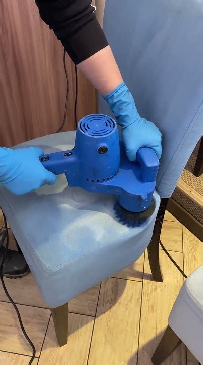 Орбитальная машинка для чистки мебели/ Orbital furniture cleaning ...