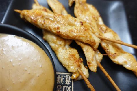 H Hnchen Satay Mit Erdnusssauce Rezept Kochbar De