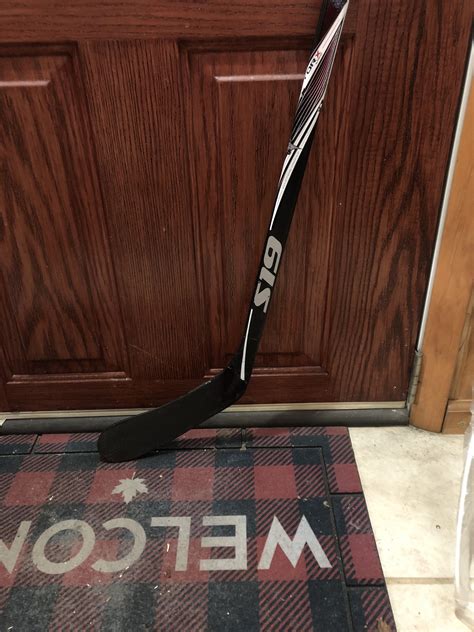 Easton Synergy Dressed As S19 Pro Stock Hockey Stick Sidelineswap