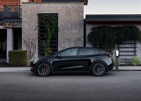 Första leveranserna av Tesla Model Y från Giga Berlin startar 22 mars