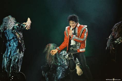 Bad Tour - Thriller - Michael Jackson Photo (13427363) - Fanpop