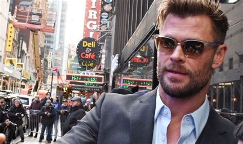 Chris Hemsworths Alzheimers Revelation Prompts Him To Take Time Away From Acting Celebrity