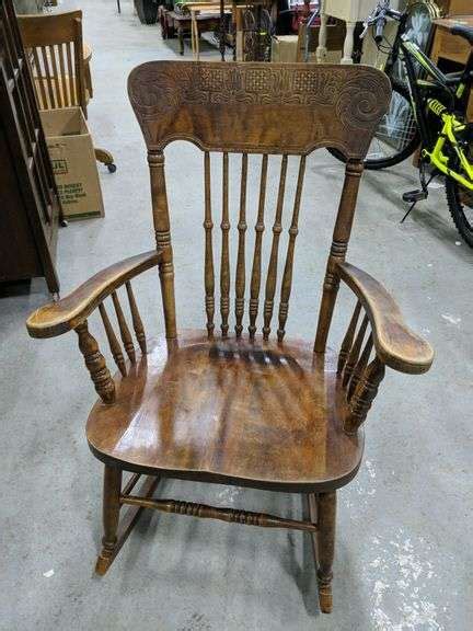 Antique Bass River Pressback Rocking Chair With Arms Mariner Auctions