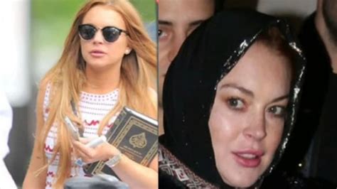 Lindsay Lohan Hadir Di Peragaan Busana Muslim London Makin Pede Pakai