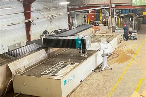 Used Flow Mach 3 7320b CNC Waterjet 8072678