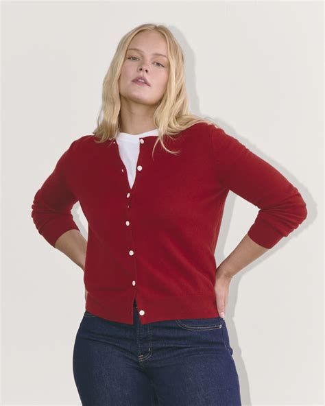 The Classic Cardigan In Cashmere Berry Red Everlane