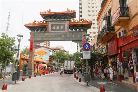 How to Visit Barrio Chino: Chinatown, Buenos Aires