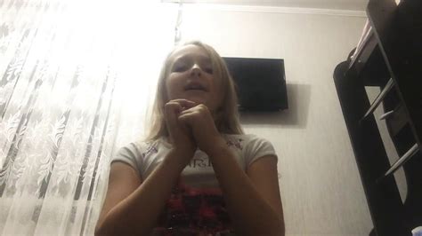Анюта - YouTube