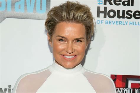 Yolanda Foster's Lyme Disease: David Foster Defends RHOBH Star | The ...