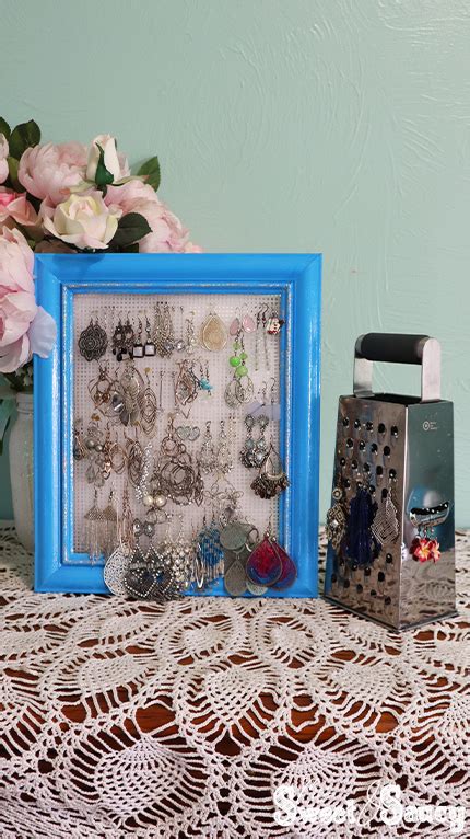 28 DIY Earring Storage Ideas That Are Easy - My Sweet and Saucy