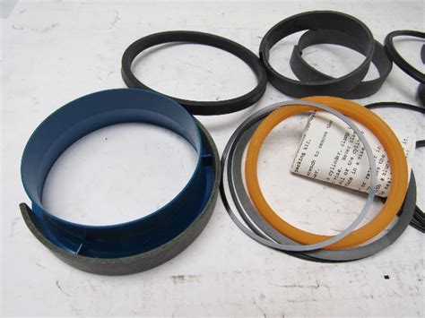 Hyster Lift Cylinder Seal Kit For Hyster Forklift Bullseye