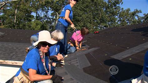 Roofers Working Together For A Common Good Youtube