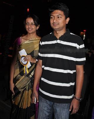 1stbuzz: Udhayanidhi stalin with his wife