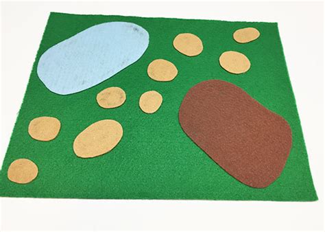 Simple No Sew Felt Playmat Tutorial Factory Direct Craft Blog